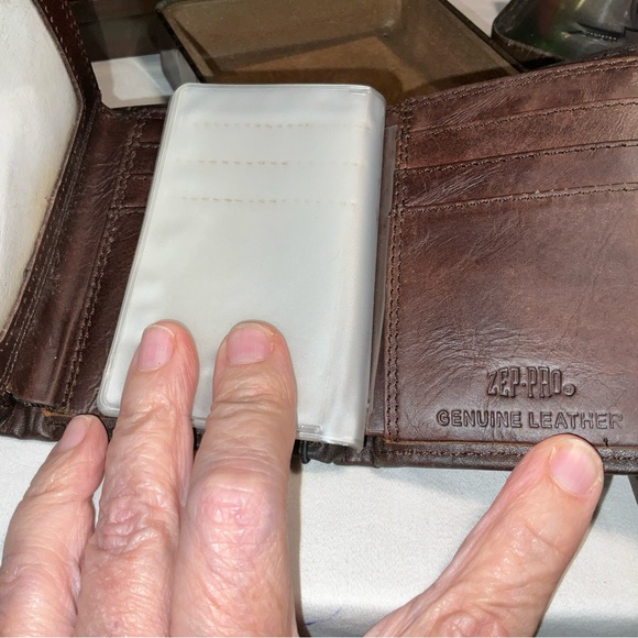 Auburn Waxed Canvas/Leather BY ZEP-PRO Bifold Fishermans Wallet tin GIFT box NEW - Picture 6 of 16